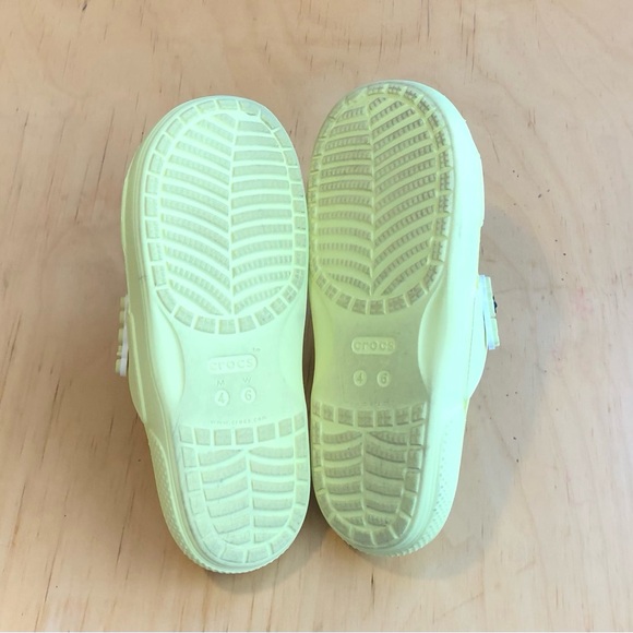 Crocs Casual Slides Men Size 4 Women Size 6. - Picture 8 of 11